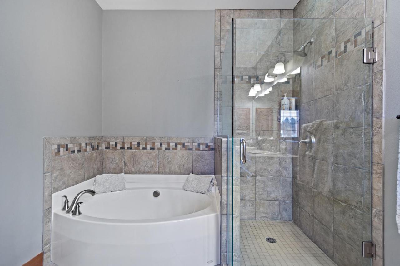 Fabulous Riverstone Retreat Coeur d'Alene Esterno foto